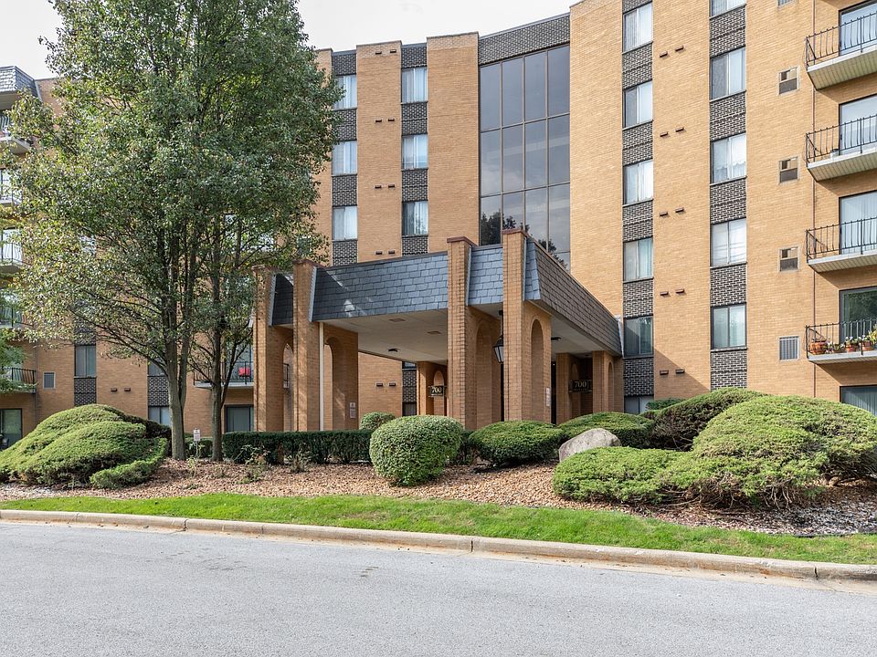 1st image of 700 N Bruce Ln APT 109