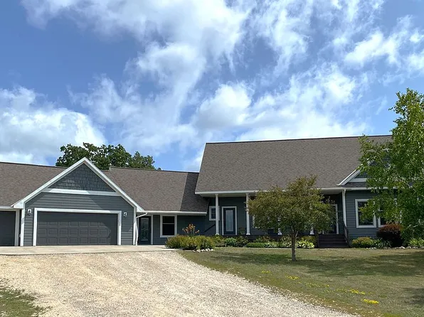 10875 County Highway 49, Menahga, MN 56464