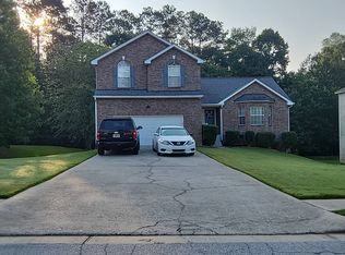 6455 Lester Ln, Stone Mountain, GA 30087