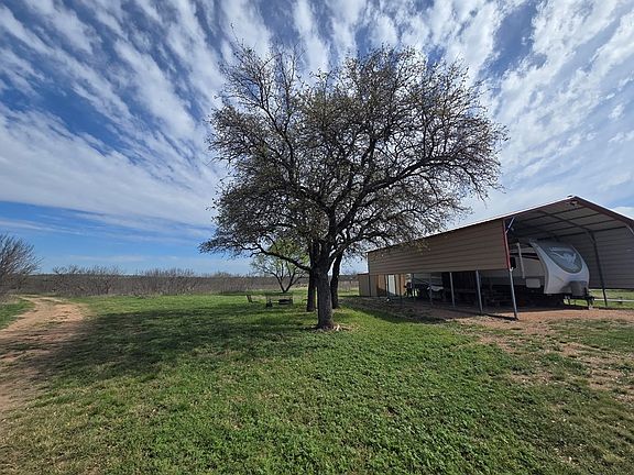 3rd image of 8684 Holmes Ln