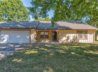 8214 E 189th St, Belton, MO 64012
