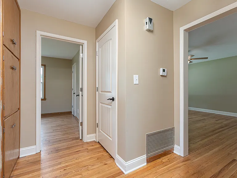 3049 S Parkview Ave — Photo 15