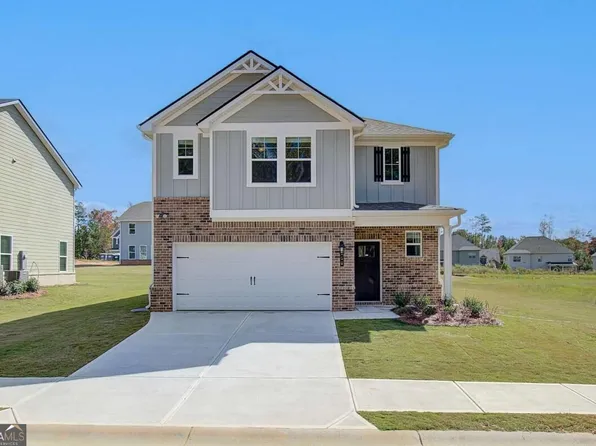 62 Cedar Dr, Fairburn, GA 30213