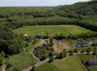 57 Bluff View Dr, Guilford, CT 06437