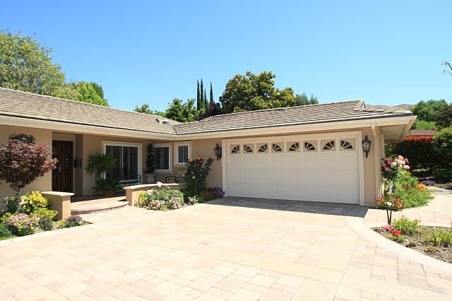 1st image of 223 La Quinta Dr