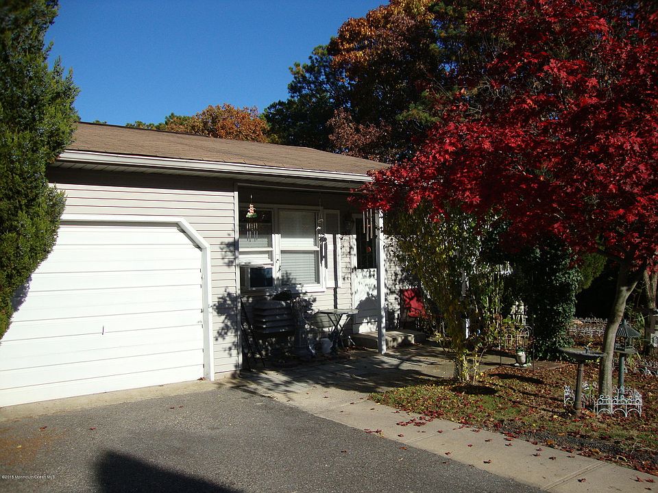 1st image of 35 Norwalk Avenue