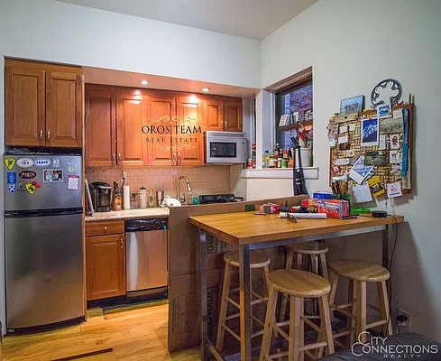 Rented by City Connections Realty | media 1