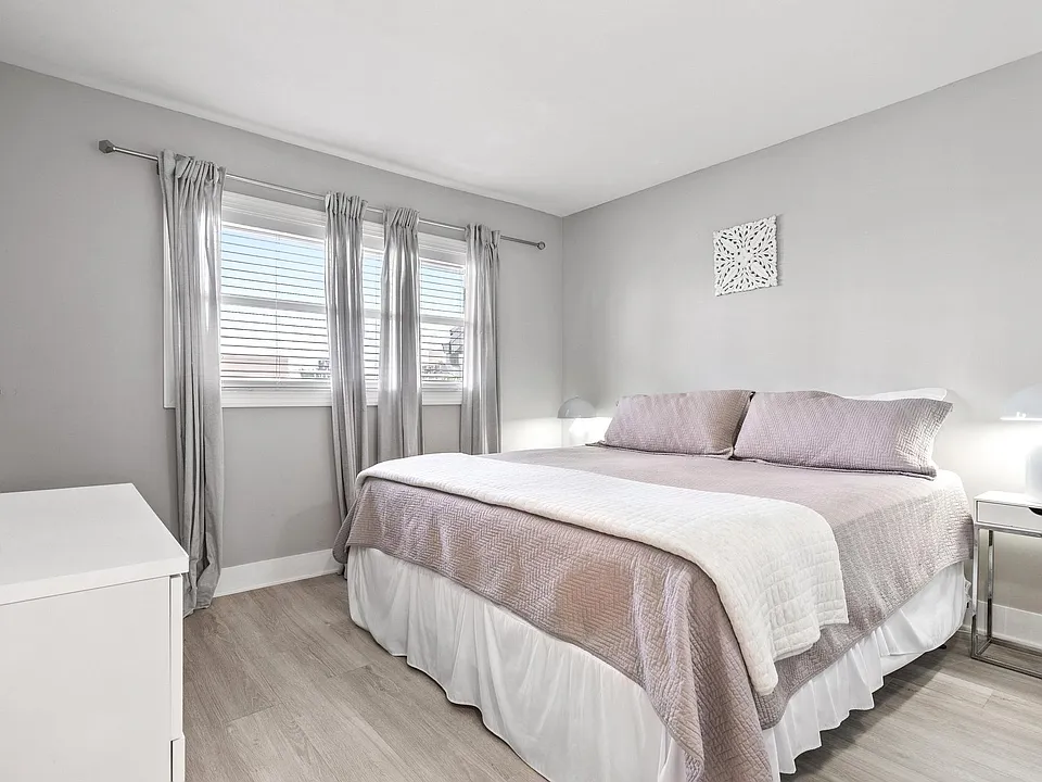 1461 S Ocean Blvd #304
