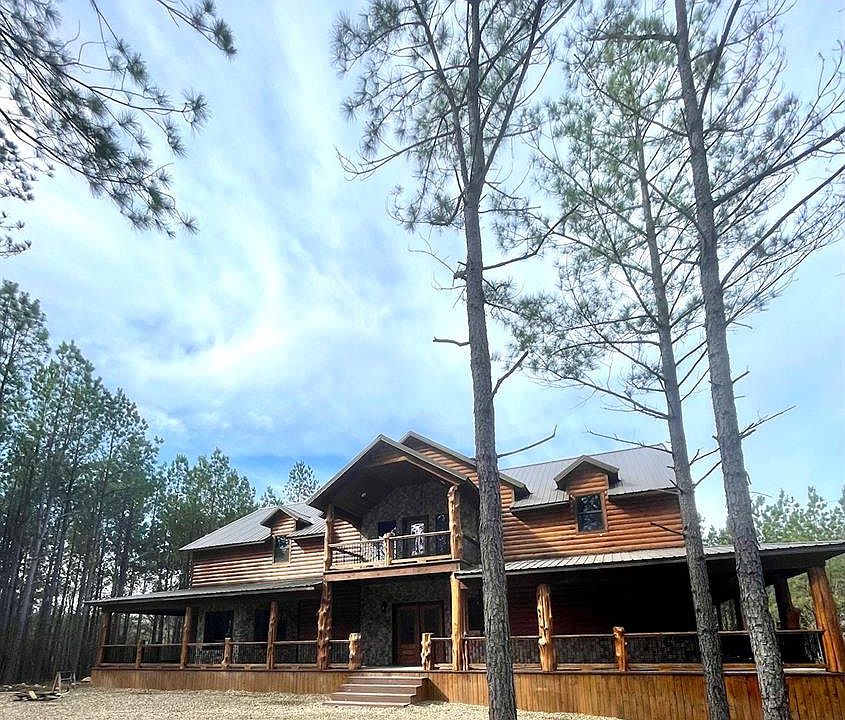 1st image of 363 Bear Pine Trl