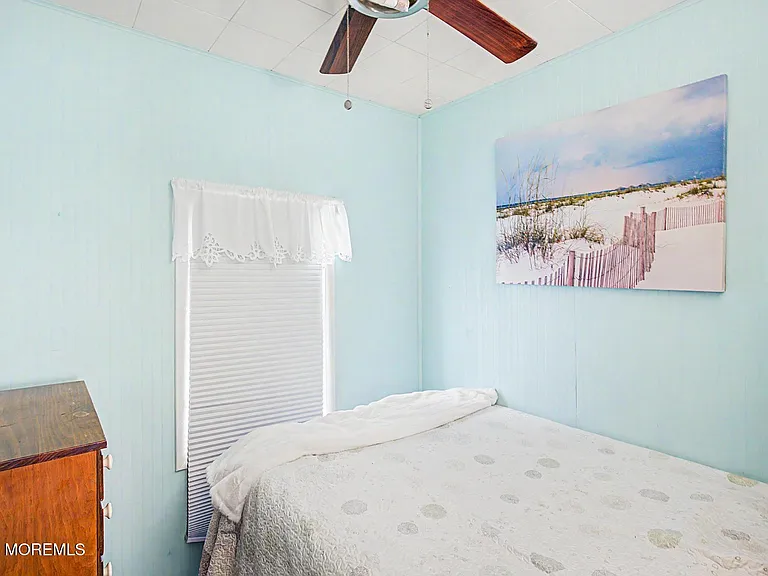 1022 S Green St — Photo 29