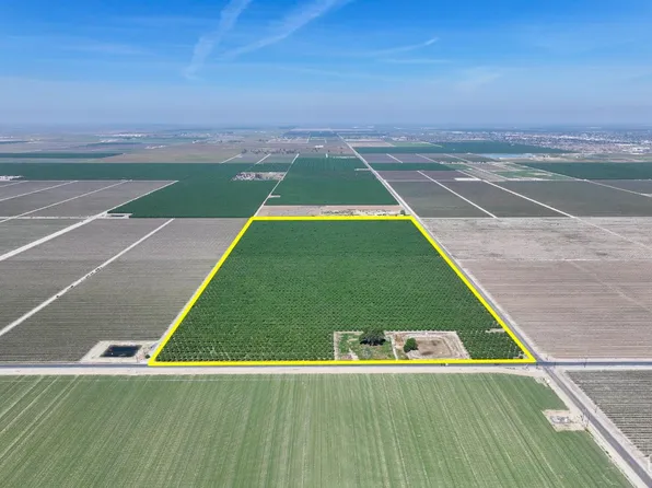 30372 Pond Rd, Mc Farland, CA 93250