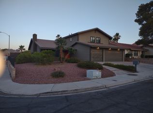 322 Esquina Dr, Henderson, NV 89014