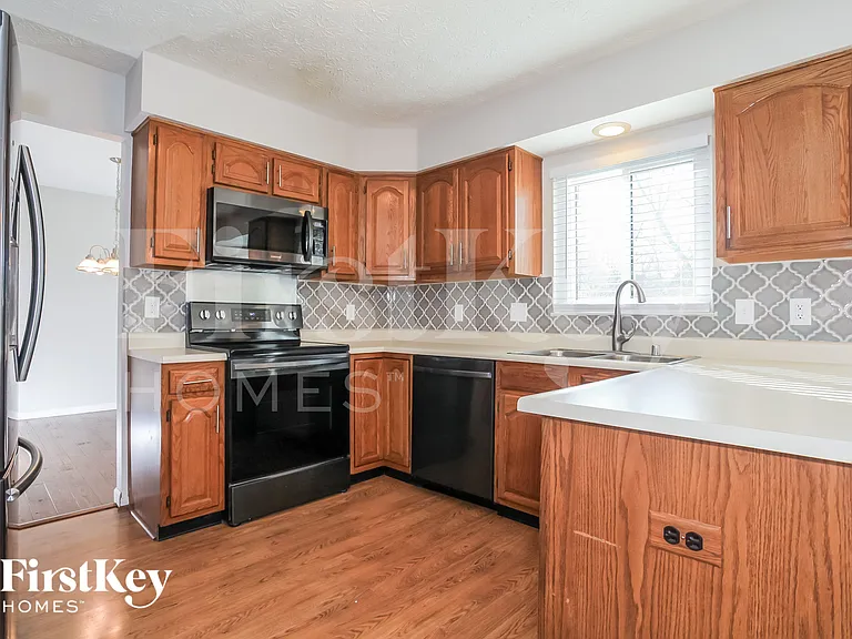 3072 Hoock Ct — Photo 7