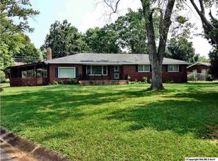 2318 Suzanne Ter NW, Huntsville, AL 35810