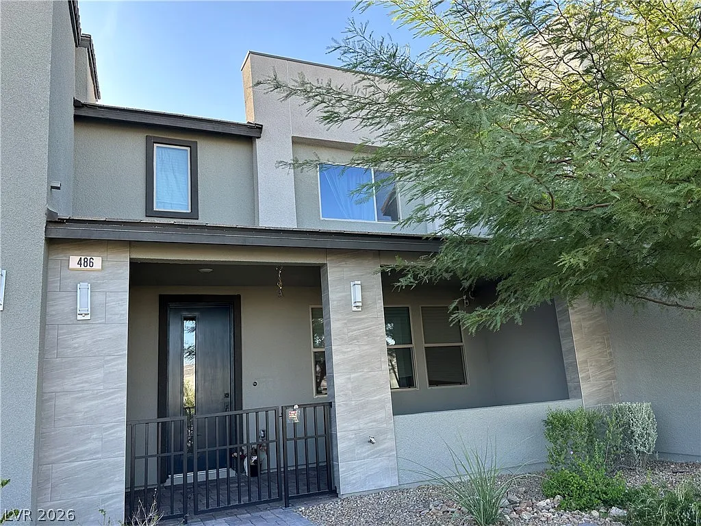 3 bed, 2.5 bath, 1599 sqft, $2,435 — Photo 1