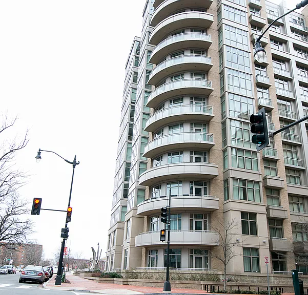 811 4th St NW #306 — Photo 24