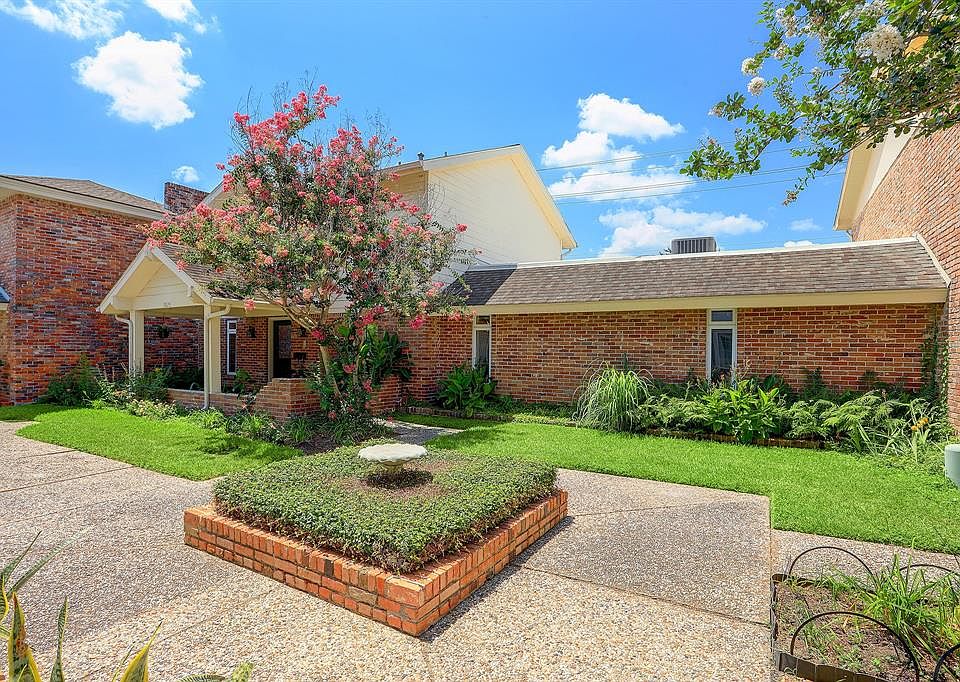 1st image of 1823 Saxony Lane