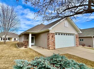 3440 Briarview Ct, Red Wing, MN 55066