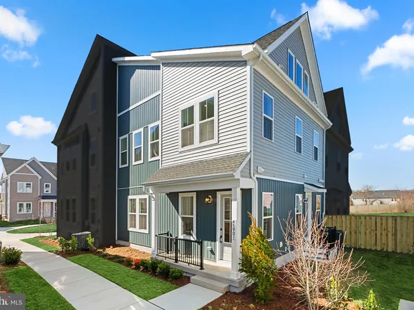 41901 Hogan Forest Ter, Aldie, VA 20105