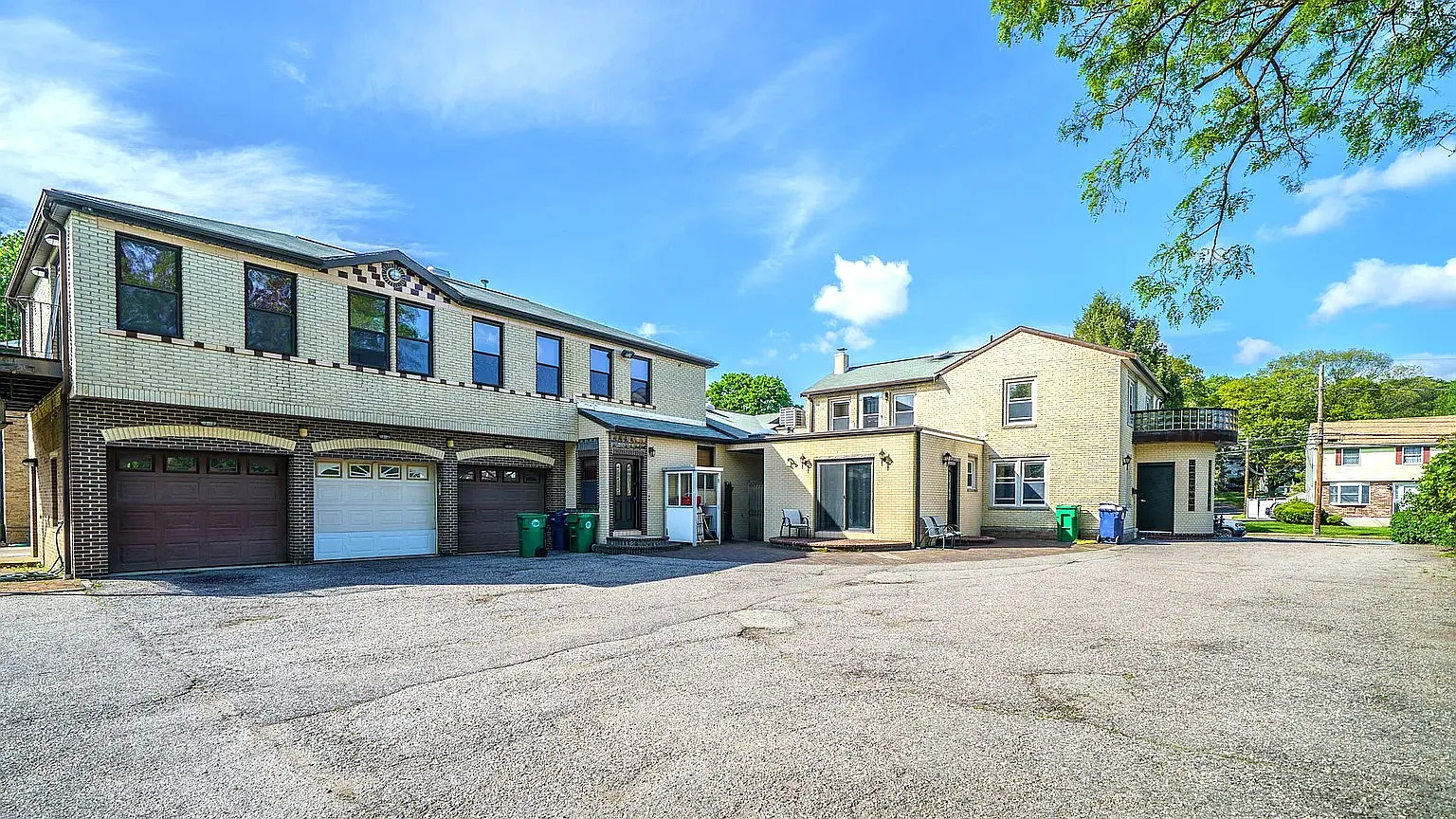 3 bed, 1500 sqft, $3,600 — Photo 1