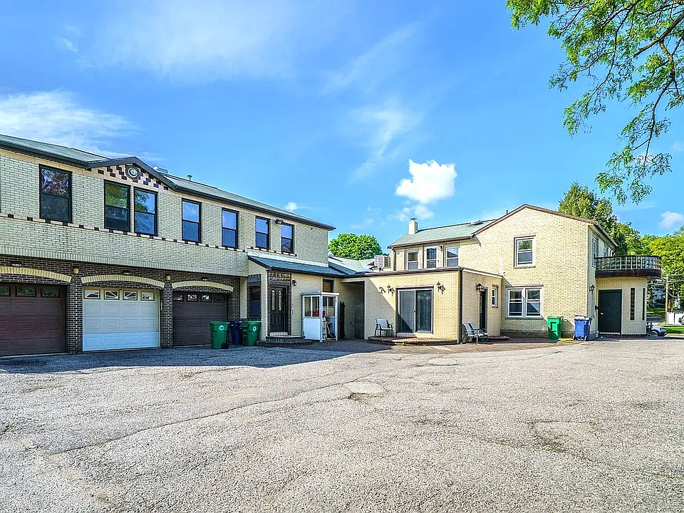 298 River St #1