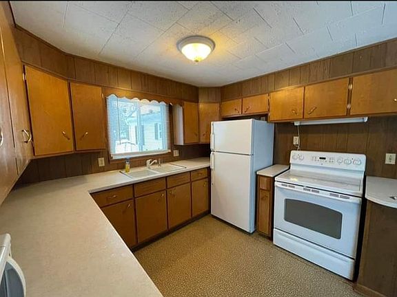 2nd image of 206 N Ohio St #B