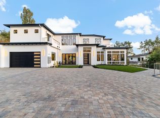 292 Quinnhill Rd, Los Altos, CA 94024