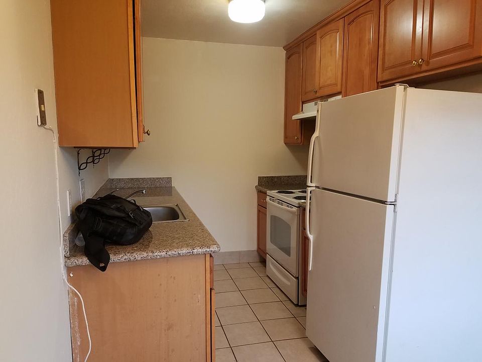 1st image of 982 Nora Way APT 4