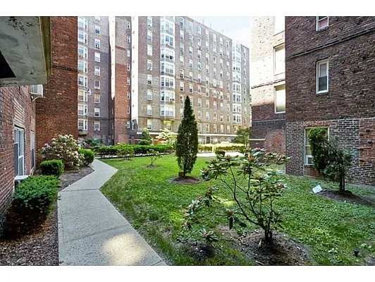 Sold by Calabrese Real Estate | media 34