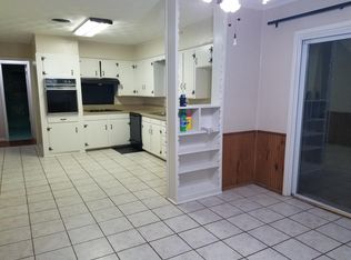 1413 N 9th St, Midlothian, TX 76065