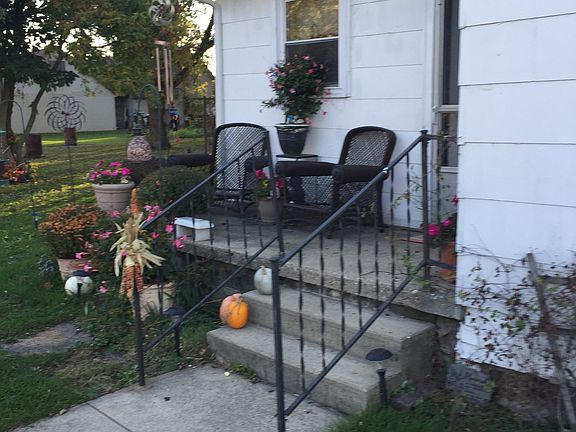 2nd image of 501 W Johnson St