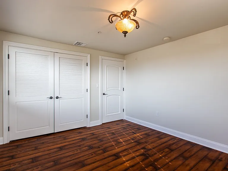 347 Milford St #101 — Photo 23