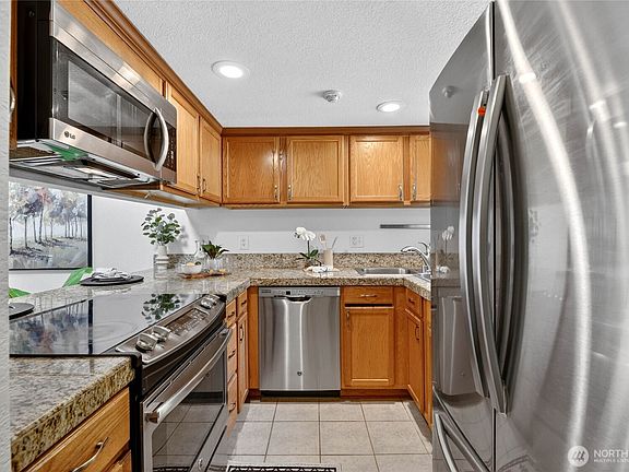 4th image of 7370 West Lake Sammamish Parkway #2-106