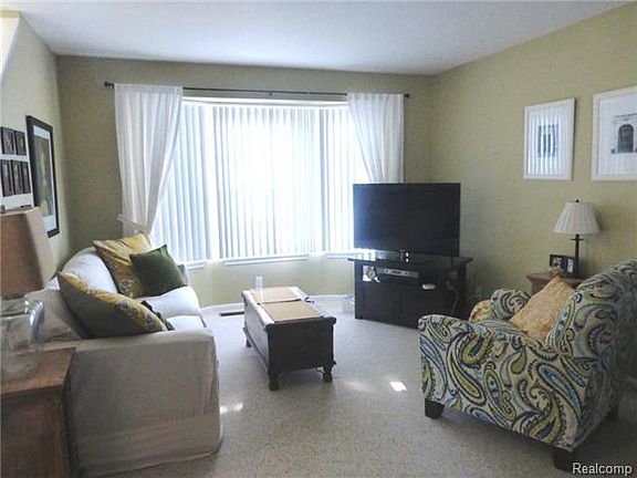 2nd image of 708 N Washington Ave