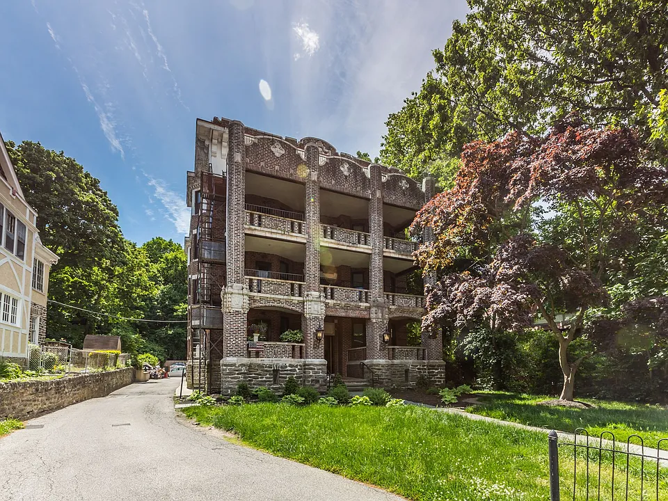 332 West Hortter Street
