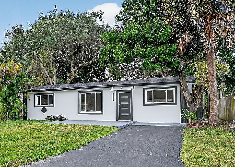 1st image of 4931 SW 29th Ave
