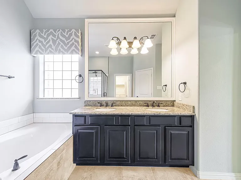 4034 Bishop Ln — Photo 22