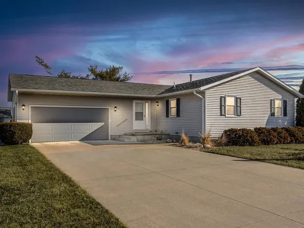 119 Autumn St SW, Shellsburg, IA 52332