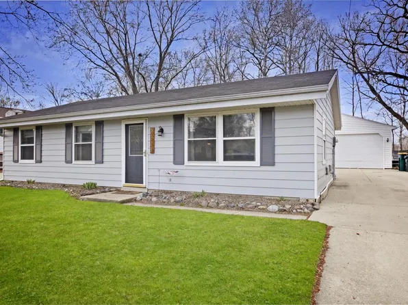 2228 Creek ROAD, West Bend, WI 53090