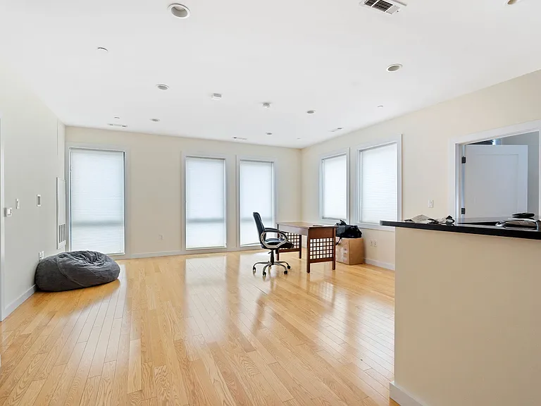 11 Miner St #201 — Photo 19