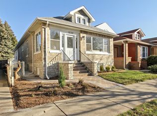 1233 Darrow Ave, Evanston, IL 60202