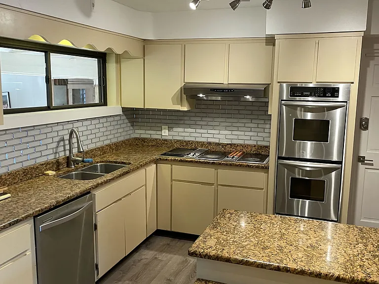 1507 S John Young Pkwy #6 — Photo 20