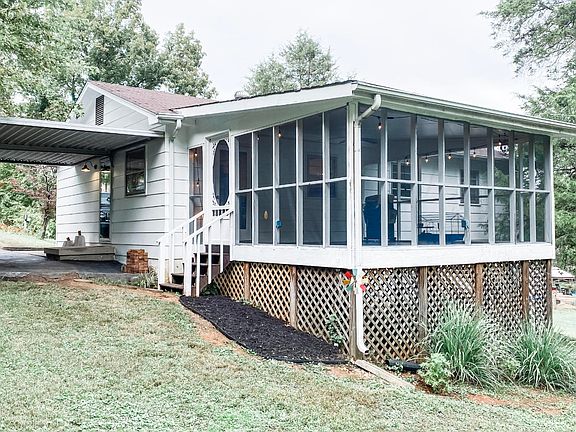 2nd image of 5708 NW Goldenrod Cir
