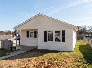 419 F St, Staunton, VA 24401