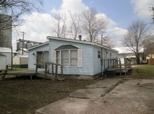 113 N Main St, Fithian, IL 61844