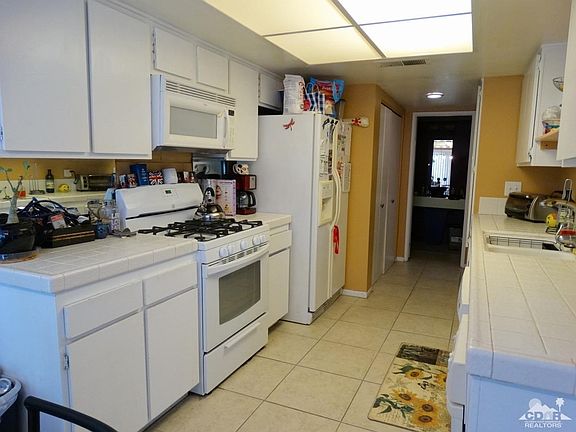 5th image of 35554 Paseo Circulo E