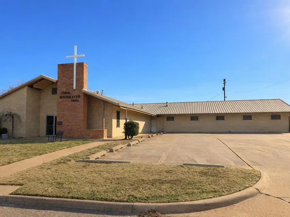 2717 W Broadway Ave, Enid, OK 73703