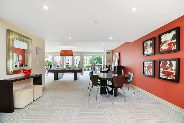 Rented by REAL New York | media 14