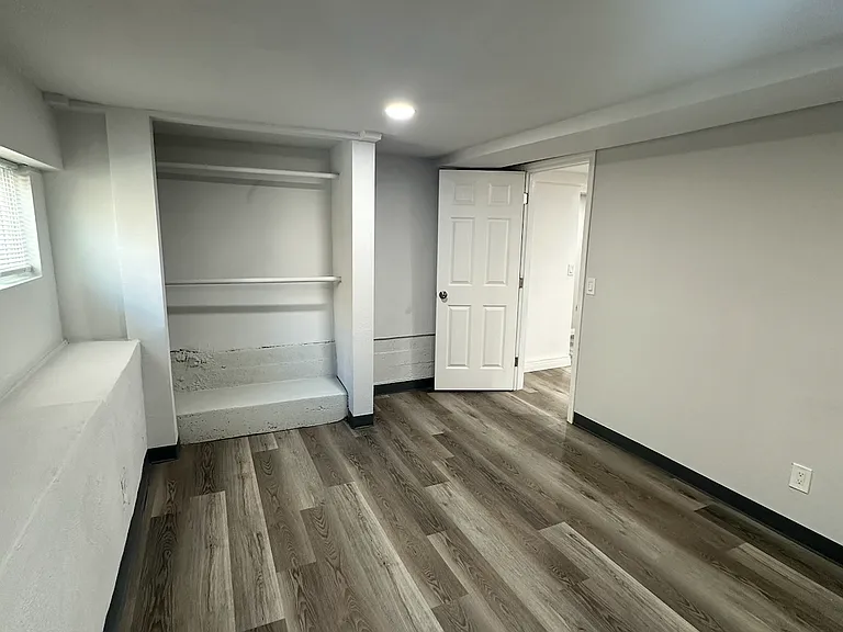 2339 Van Ness Ave #B — Photo 16