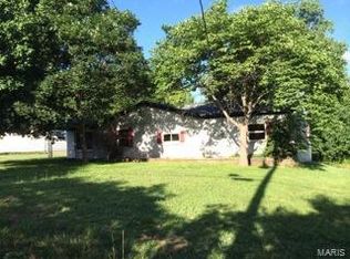 8889 Central Point Rd, Hillsboro, MO 63050